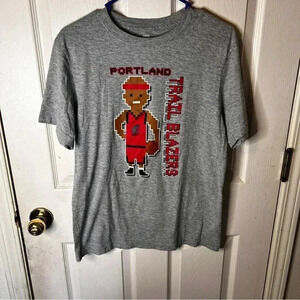 Portland Trail Blazers Official NBA Apparel Kids Youth Boys Size XL T-Shirt EUC